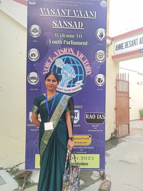 Isha  home tutor in Varanasi.